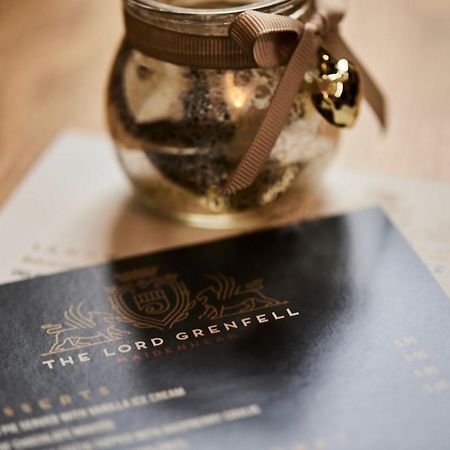 The Lord Grenfell Bed & Breakfast Мейдънхед Екстериор снимка Menu