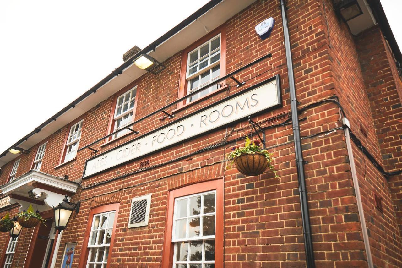 The Lord Grenfell Bed & Breakfast Мейдънхед Екстериор снимка The Old Food Rooms